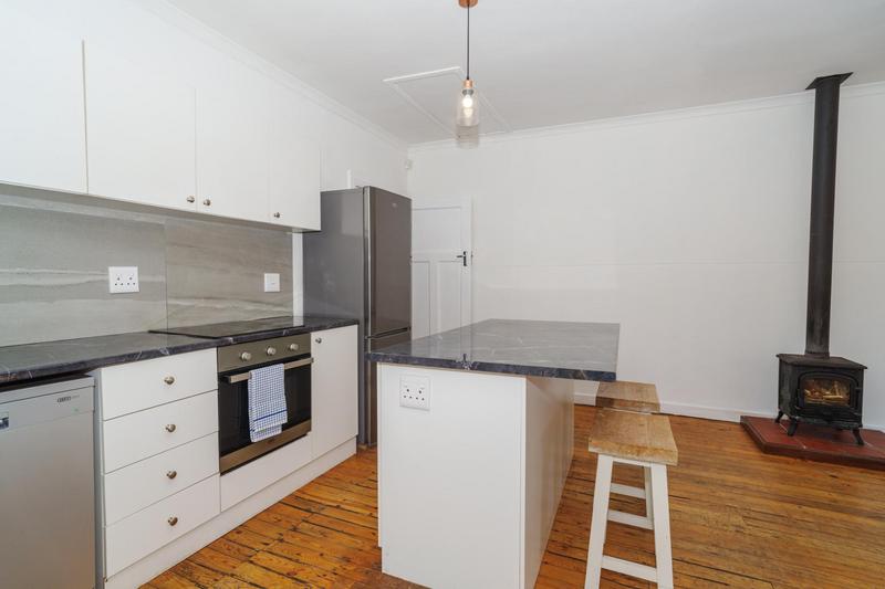 2 Bedroom Property for Sale in Harfield Village Western Cape
